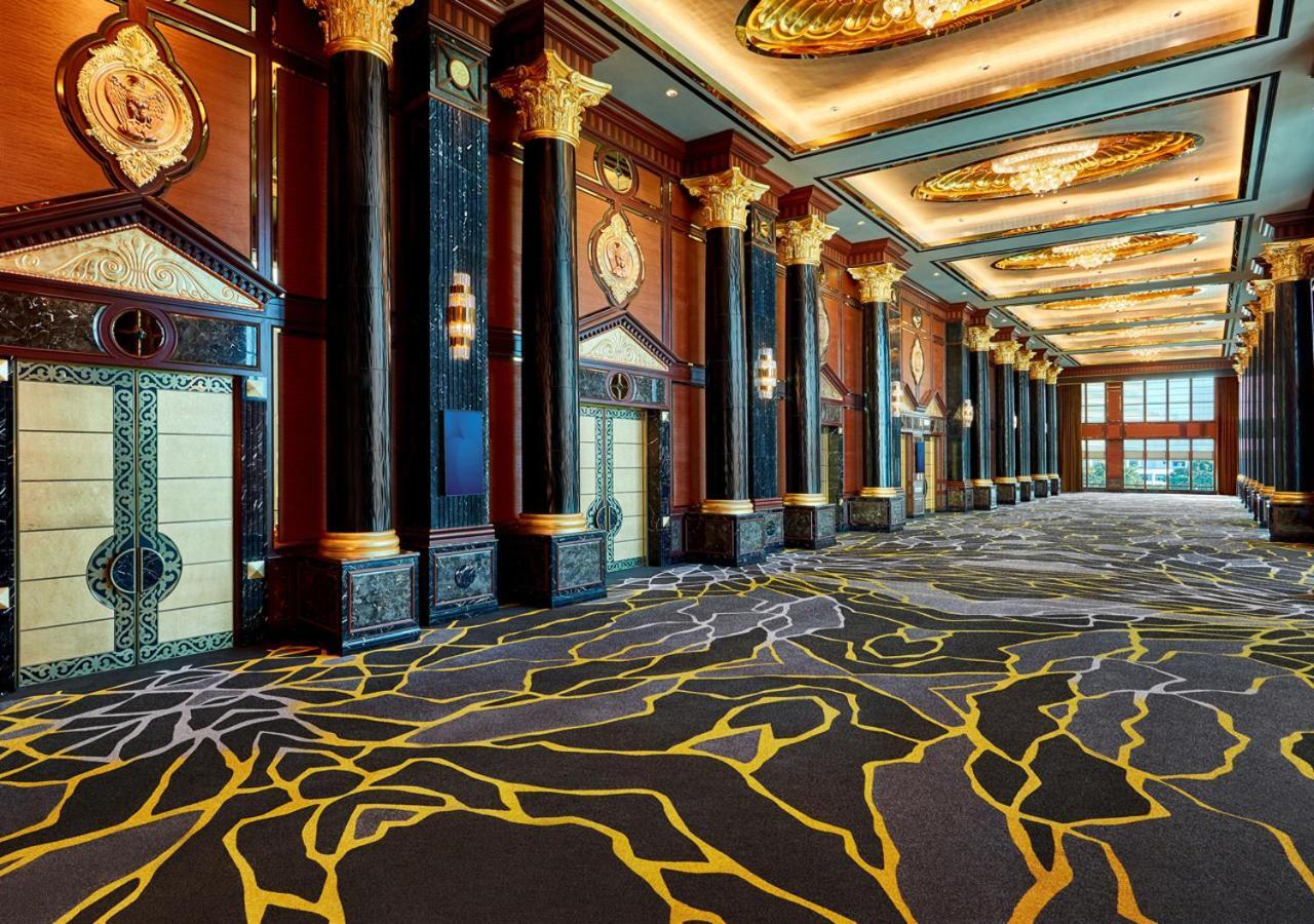 Sunway Resort Hotel Петалинг Джая Екстериор снимка The interior of the hotel
